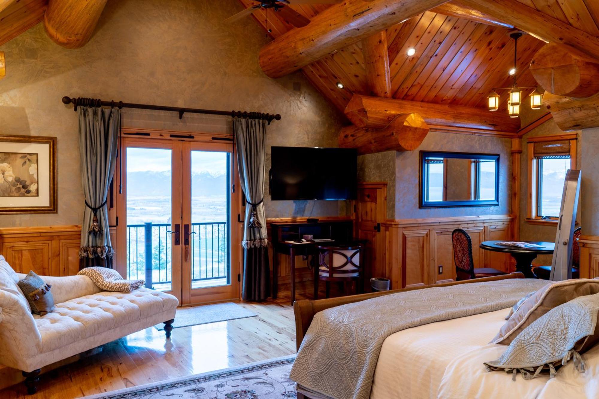 Coyote Bluff Estate Bed & Breakfast Somers Oda fotoğraf