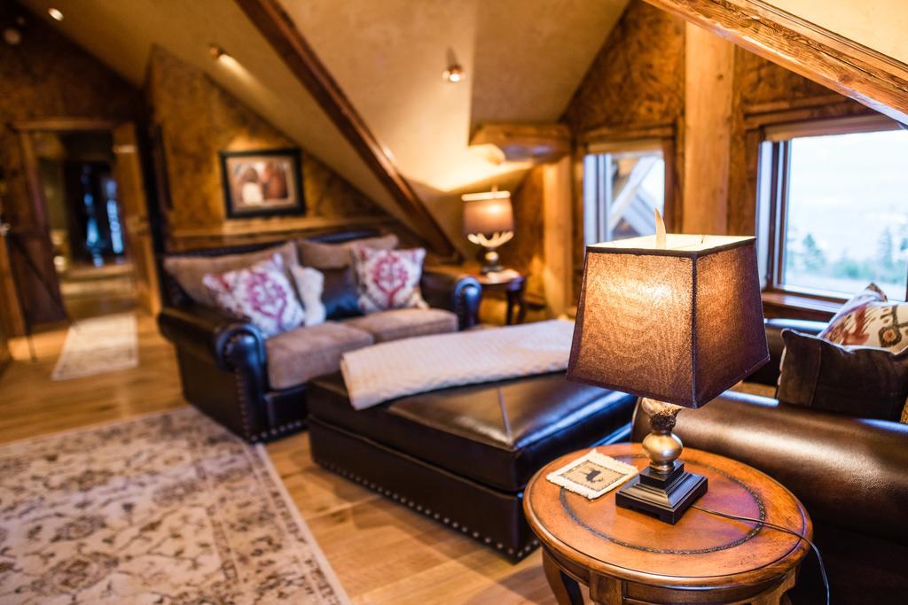 Coyote Bluff Estate Bed & Breakfast Somers Dış mekan fotoğraf